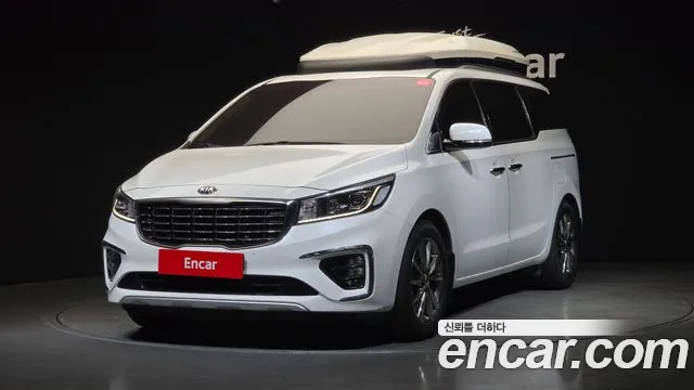 Kia Carnival — экстерьер