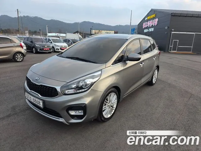 Kia Carens