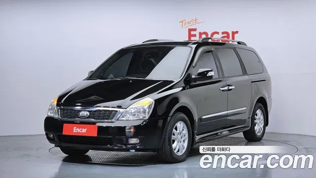 Kia Carnival — экстерьер