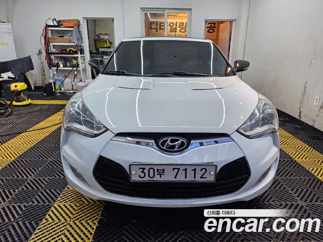 Hyundai Veloster