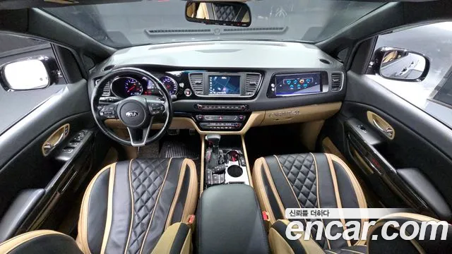 Kia Carnival — интерьер