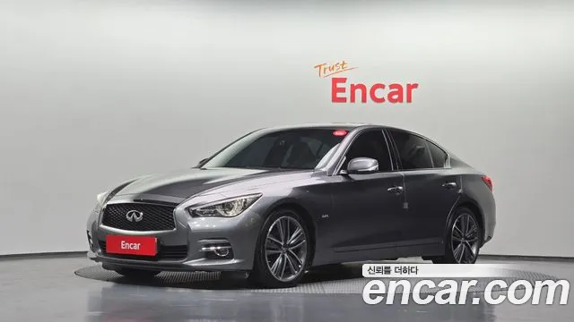Infiniti Q50