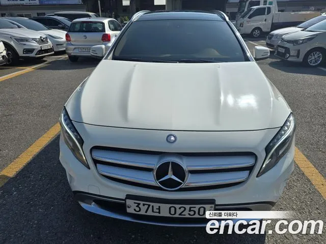 Mercedes-Benz GLA-класс