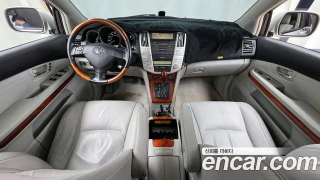 Lexus RX — интерьер