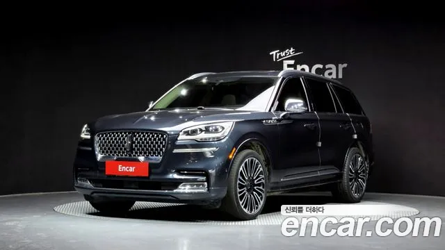 Lincoln Aviator