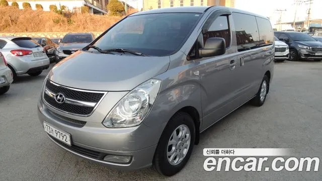Hyundai Starex