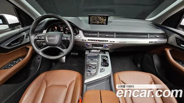 Audi Q7 — интерьер