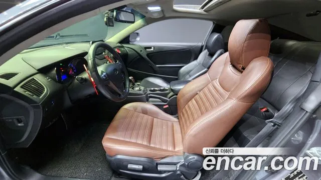 Hyundai Genesis — интерьер