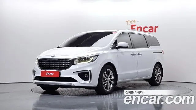 Kia Carnival — экстерьер