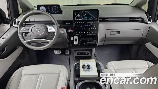 Hyundai Staria — интерьер