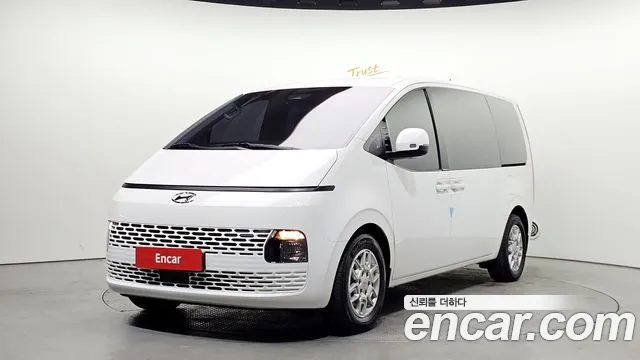 Hyundai Staria