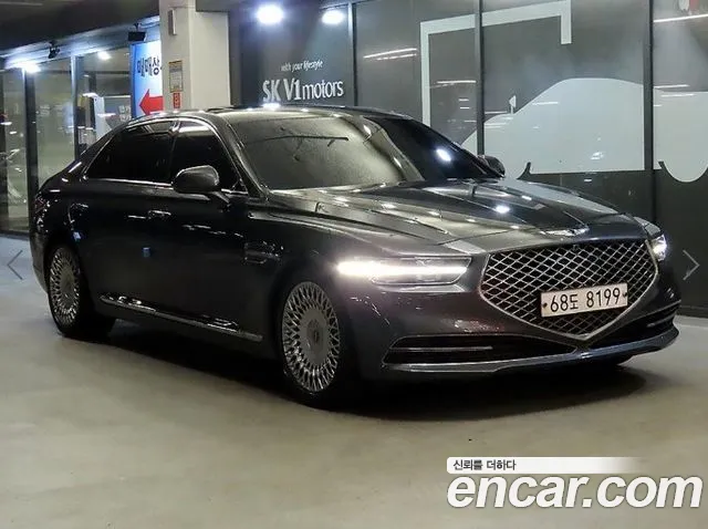 Genesis G90