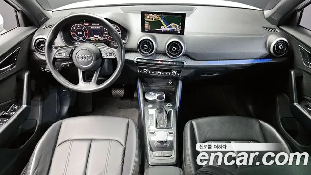 Audi Q2 — интерьер