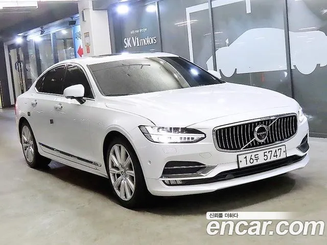 Volvo S90