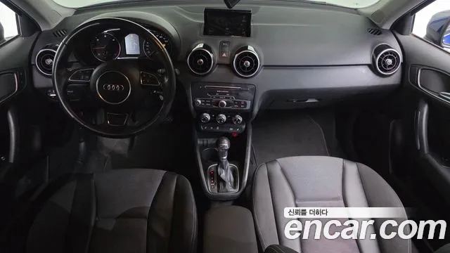 Audi A1 — интерьер