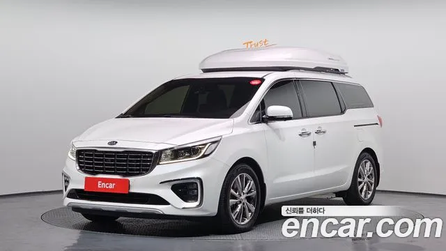 Kia Carnival — экстерьер