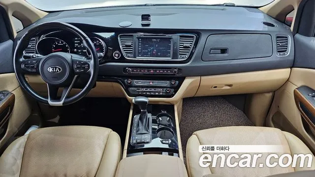 Kia Carnival — интерьер