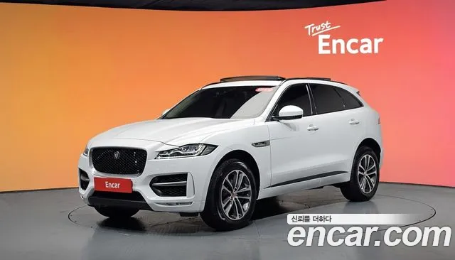 Jaguar F-Pace