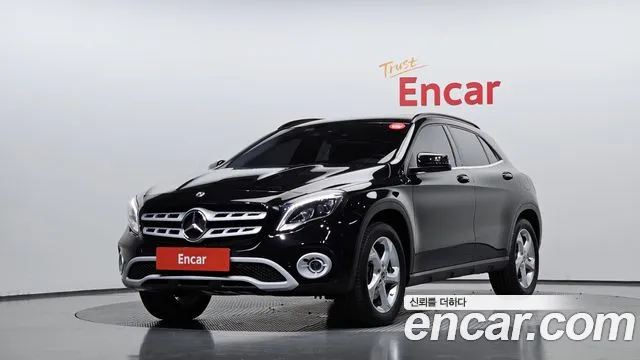 Mercedes-Benz GLA-класс