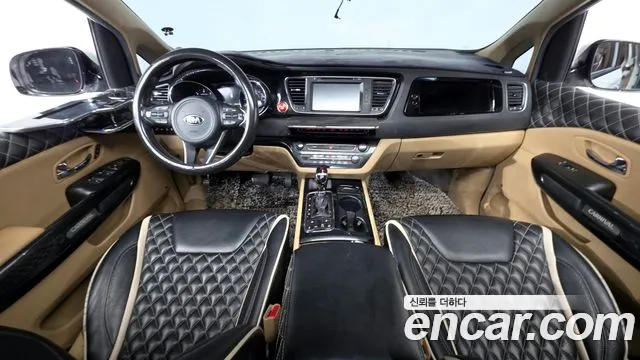 Kia Carnival — интерьер