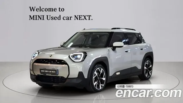 MINI Aceman