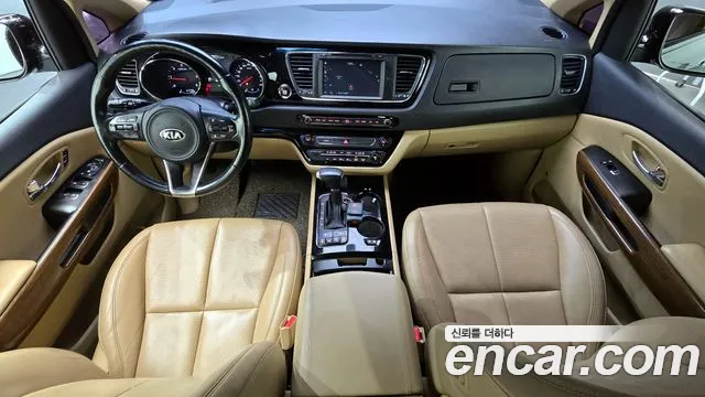 Kia Carnival — интерьер
