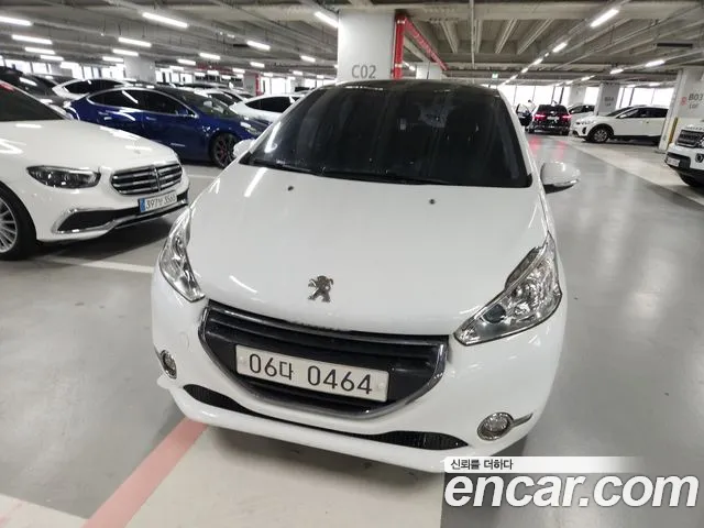 Peugeot 208