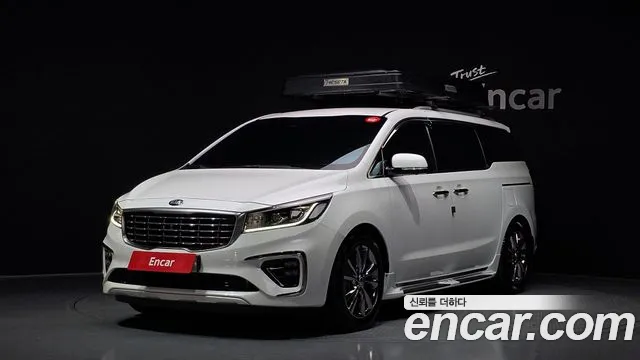 Kia Carnival — экстерьер