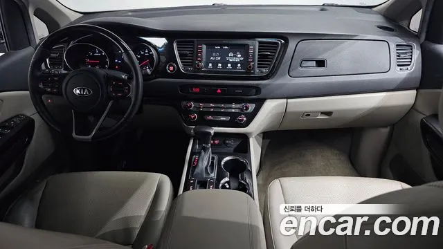 Kia Carnival — интерьер