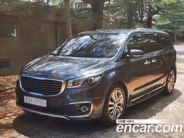 Kia Carnival — экстерьер