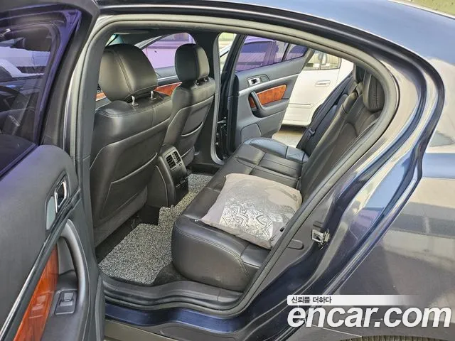 Lincoln MKS — интерьер