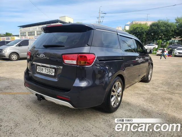 Kia Carnival — интерьер