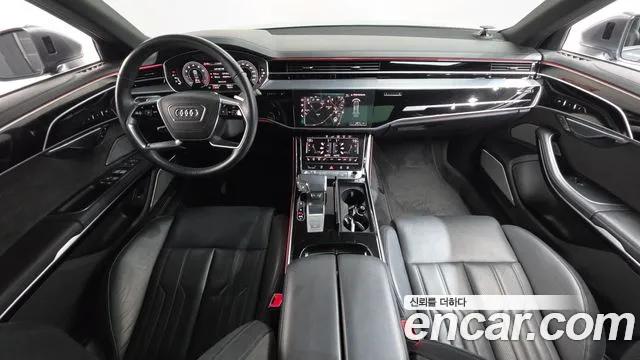 Audi A8 — интерьер