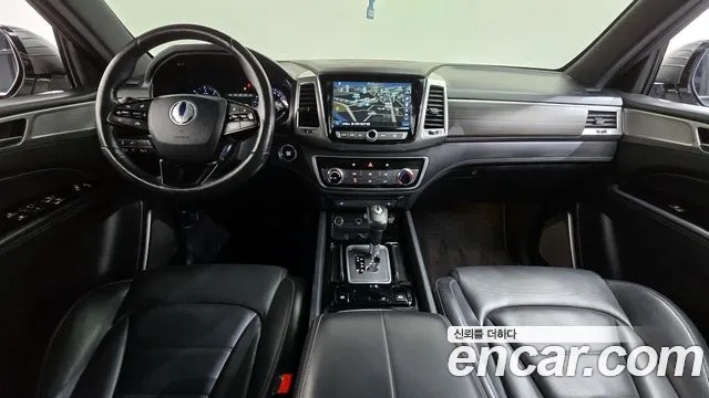 KG Mobility Rexton — интерьер