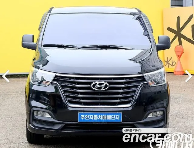 Hyundai Starex