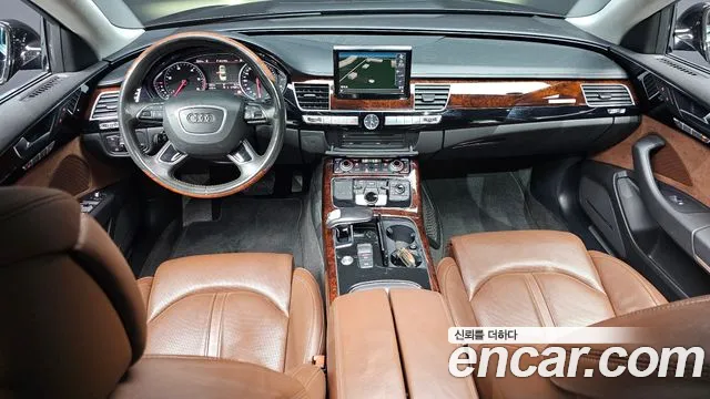 Audi A8 — интерьер