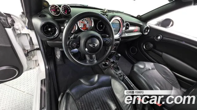 MINI Roadster — интерьер