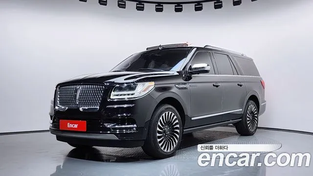 Lincoln Navigator
