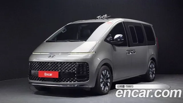 Hyundai Staria
