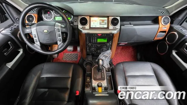 Land Rover Discovery — интерьер