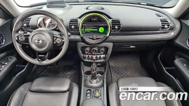 MINI Clubman — интерьер