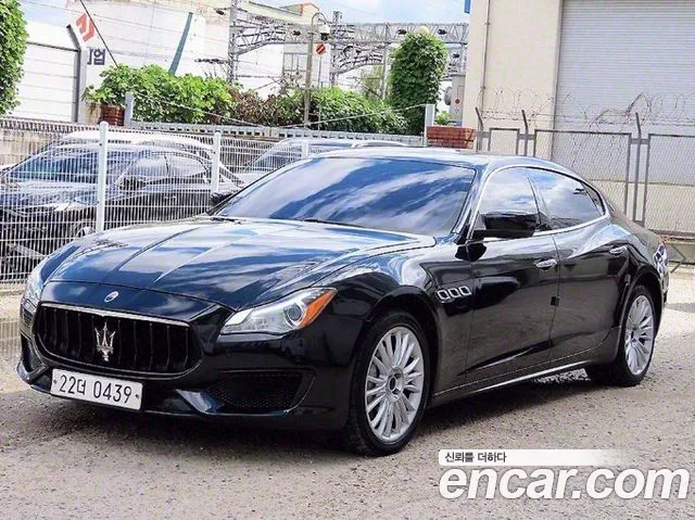 Maserati Quattroporte