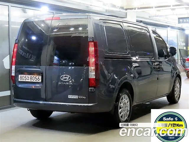 Hyundai Staria