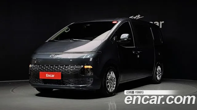 Hyundai Staria