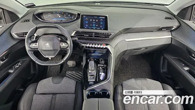 Peugeot 3008 — интерьер