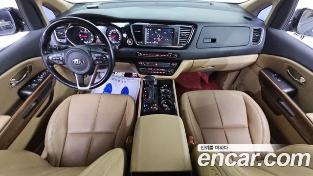 Kia Carnival — интерьер