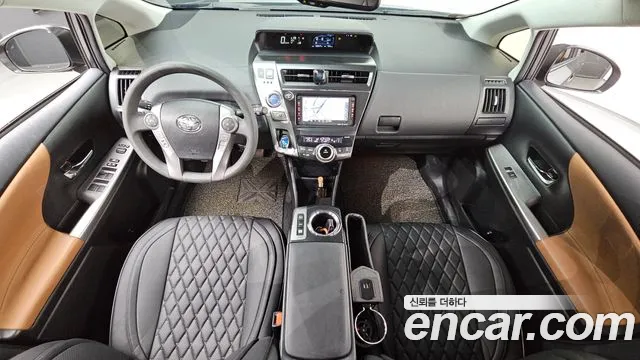 Toyota Prius — интерьер