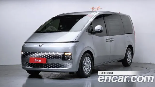 Hyundai Staria