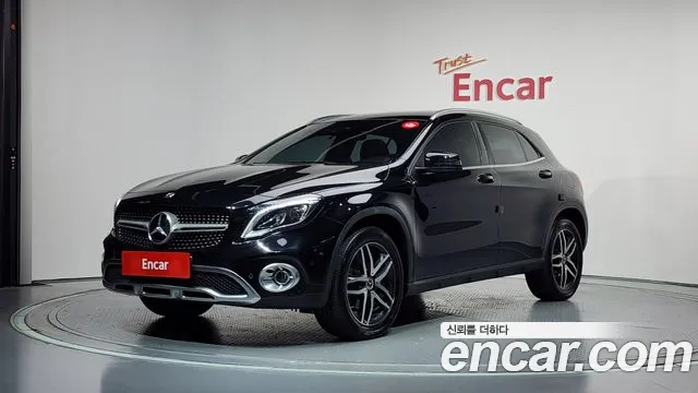Mercedes-Benz GLA-класс