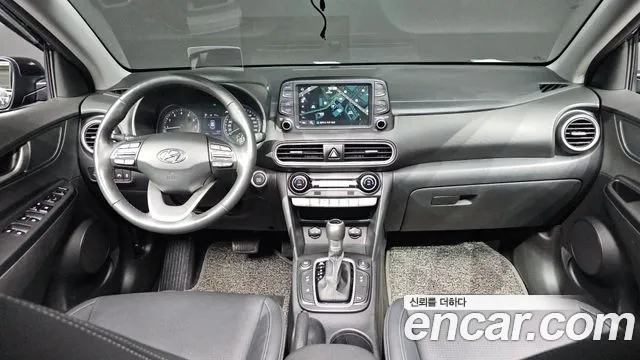 Hyundai Kona — интерьер
